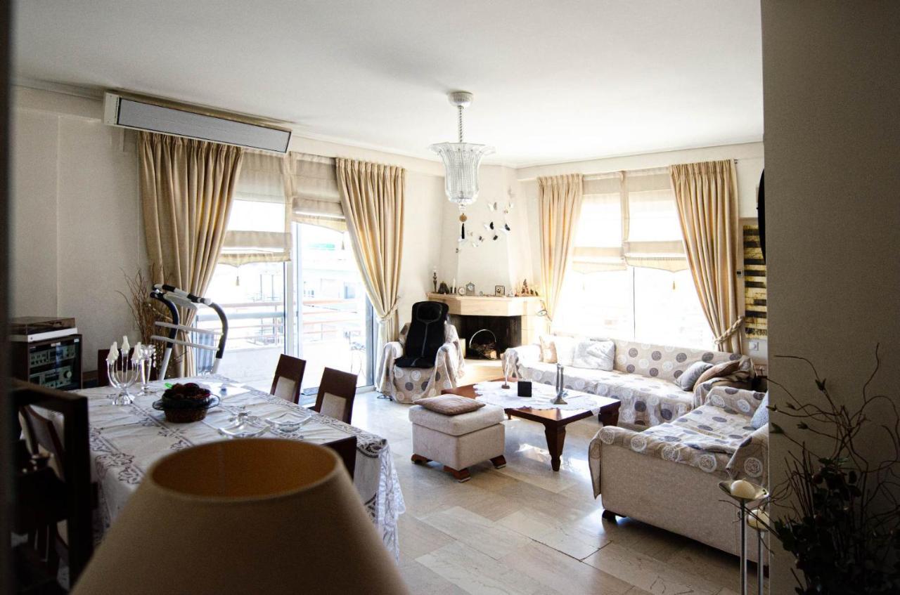 Aigio Park Apartment Eksteriør bilde